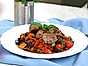 Ratatouille med saftiga lammfärsbiffar