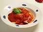 Ravioli della casa, hemmagjord ravioli i klassisk tomatsås