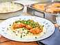 Schnitzel med potatissallad och senapssås
