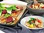 Smördegstarte med grön sparris och panzanella