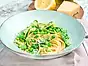 Snabb pasta med zucchini och spenat