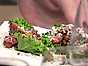 Tartar på dovhjort med pepparrot, enbär och grönkål