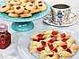 Teas perfekta hallongrottor och hallonsnittar