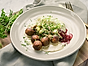 Vegobullar med kantarellsås och potatismos
