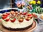 Vit chokladcheesecake med daim på kladdkakebotten