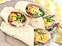 Wrap med kryddig bönröra och picklad rödlök