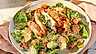 Asiatisk caesarsallad med krämig sesamdressing