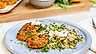 Halloumi- och morotsbiffar med bulgursallad
